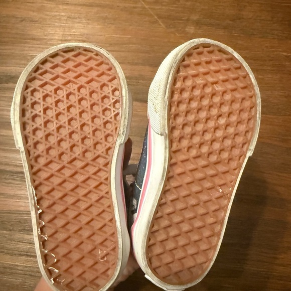 VANS for Toddler Girls High Top with Glitter and Unicorns, size 5 - Picture 11 of 11